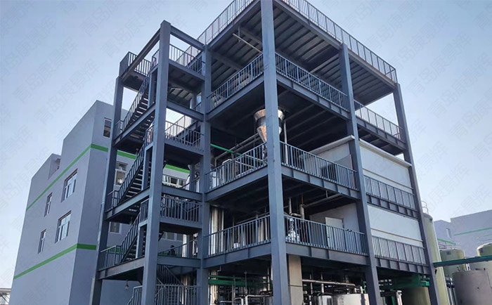 MVR降膜蒸發(fā)濃縮系統(tǒng) MVR降膜蒸發(fā)濃縮系統(tǒng)